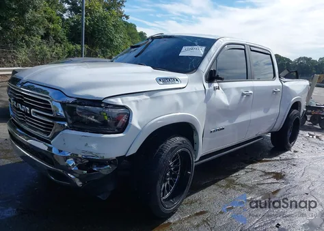 2020 Ram 1500 Laramie 4X4 5'7 Box z USA, uszkodzony, nr VIN 1C6SRFJT7LN149045